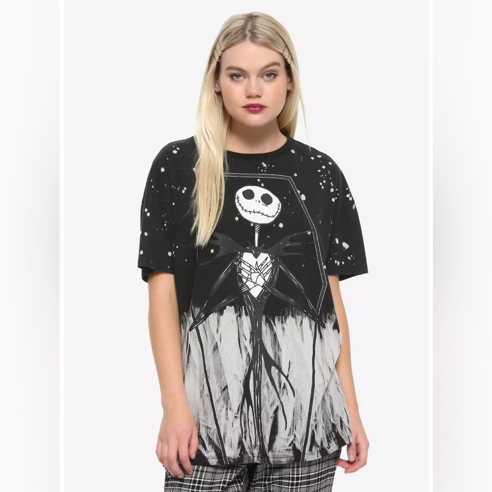 DISNEY HOT TOPIC NBC Jack Dip Dye Oversize TEE!